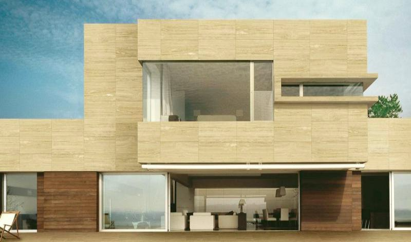 природная фактура фасада из травертина